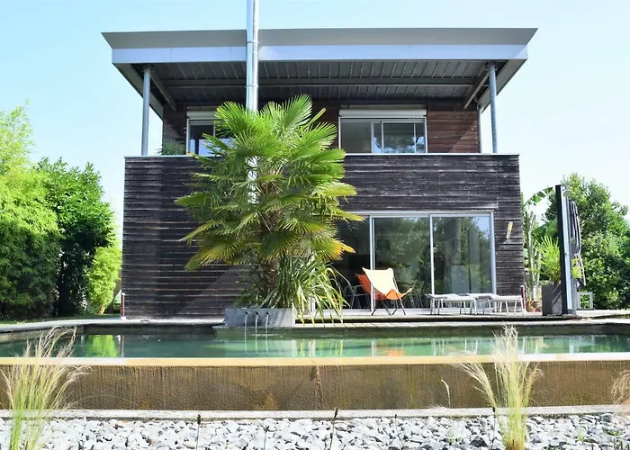 Fare Bambou Lägenhet *